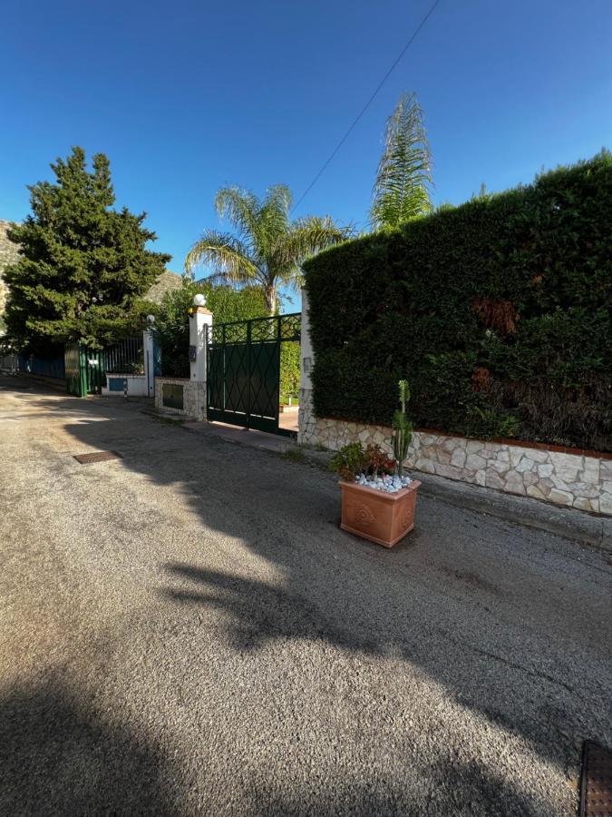 Villa Fugari Mondello Palermo Buitenkant foto